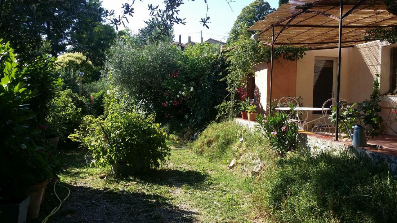 Les Oliviers Hotel Moustiers-Sainte-Marie Exterior photo