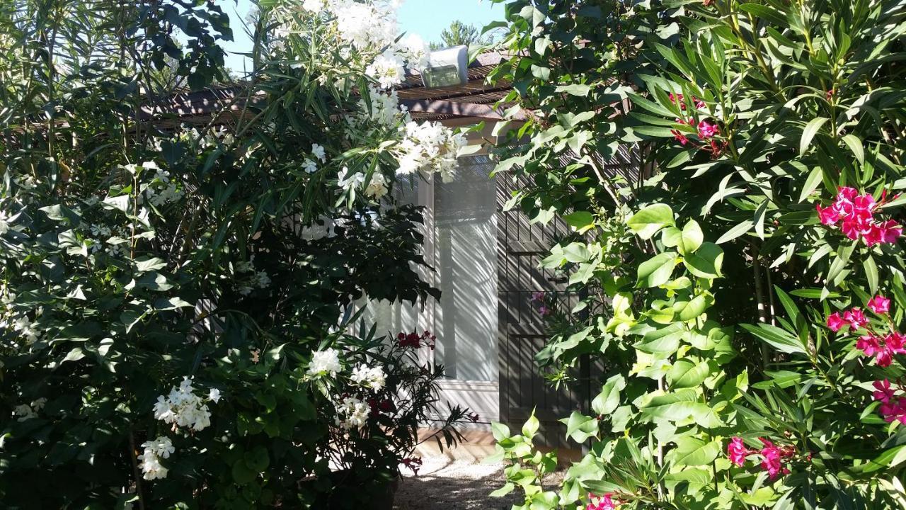 Les Oliviers Hotel Moustiers-Sainte-Marie Exterior photo